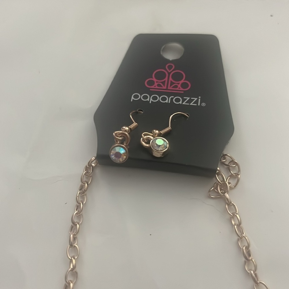 Pastel Oil Spill Iridescent Necklace and Earings Set - Picture 3 of 5